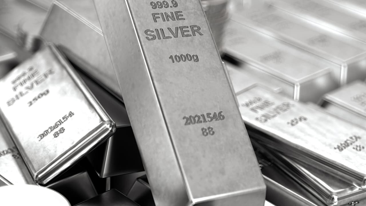 Silver Price Today in Jaipur: Latest 1 Kg Silver Rate Updated on February 25, 2026